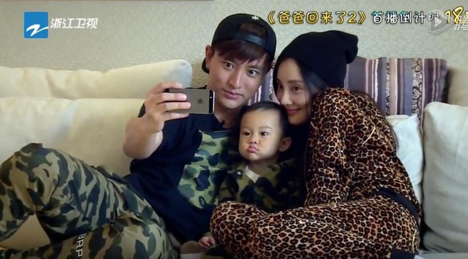 Trước scandal ngoại t&igrave;nh, gia đ&igrave;nh Giả N&atilde;i Lượng - L&yacute; Tiểu Lộ từng rất ngọt ng&agrave;o tr&ecirc;n show thực tế! - Ảnh 8.