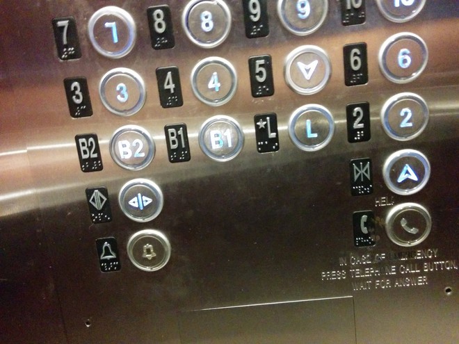 16 nút bấm bị sắp đặt lỗi ngược xuôi chẳng ra đâu vào đâu - Ảnh 31.