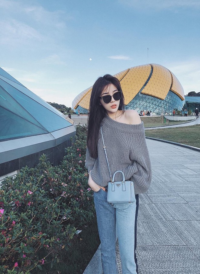 Giao điểm 2017-2018: Sao Việt ăn mặc đơn giản thoải m&aacute;i, c&aacute;c hot girl th&igrave; vẫn l&ecirc;n đồ chất lừ! - Ảnh 1.