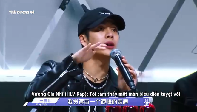 Biểu cảm khác biệt của Jackson (GOT7) & Lay (EXO) khi xem thí sinh Produce 101 Trung Quốc biểu diễn - Ảnh 8.