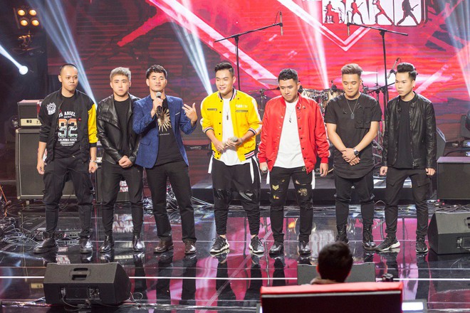 Ban nhạc Việt: 6 chàng trai remix hit Sơn tùng M-TP khiến khán giả phấn khích bất ngờ - Ảnh 2.