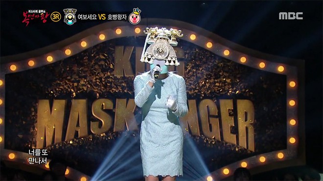 Show h&aacute;t mặt nạ phi&ecirc;n bản Mỹ được đầu tư ho&agrave;nh tr&aacute;ng hơn hẳn bản gốc H&agrave;n Quốc - Ảnh 4.