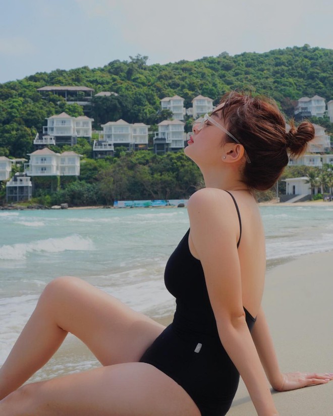 Kaity Nguyễn lần đầu đăng ảnh diện bikini, phô diễn trọn hình thể nóng bỏng ở tuổi 19 - Ảnh 6.