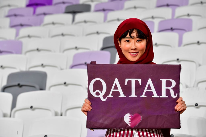 Fangirl Việt Nam và bạn bè châu lục khoe sắc tại Asian Cup 2019 - Ảnh 6.