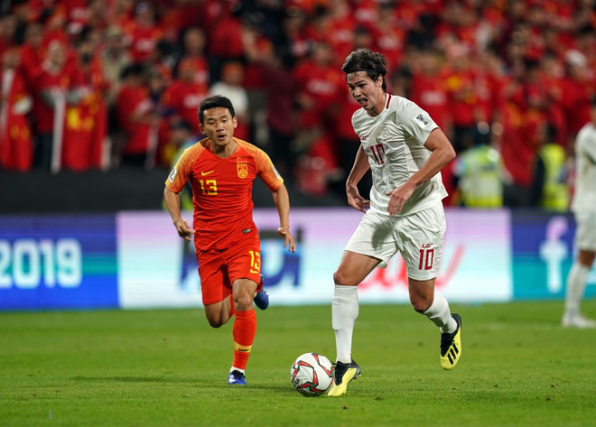 Hung thần của ĐT Việt Nam đang đá Asian Cup bỗng trở thành kẻ thất nghiệp vì lý do trên trời rơi xuống - Ảnh 1.