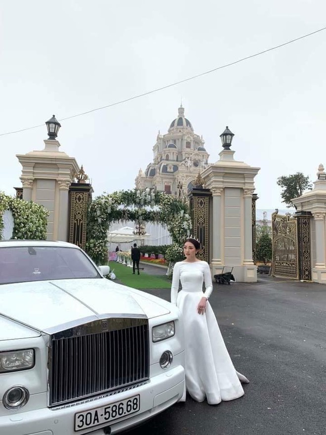 Bộ ảnh cưới đẹp như mơ cùng gia thế khủng của cô dâu vàng đeo trĩu cổ sống trong lâu đài 7 tầng ở Nam Định - Ảnh 3.