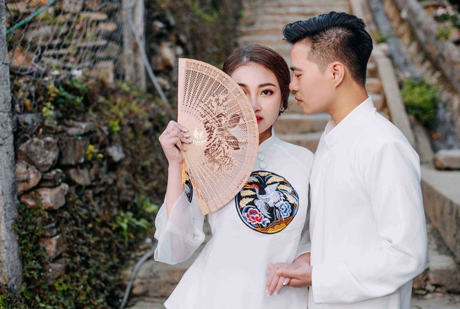 Cô dâu vàng đeo trĩu cổ sống trong lâu đài 7 tầng ở Nam Định: Bố mẹ cho 200 cây vàng, 2 sổ đỏ và rước dâu bằng Rolls-Royce Phantom 35 tỷ - Ảnh 10.
