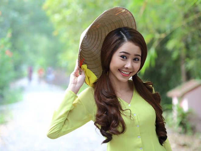 4 trai t&agrave;i g&aacute;i sắc g&acirc;y thương nhớ tr&ecirc;n m&agrave;n ảnh Việt mỗi m&ugrave;a Tết đến - Ảnh 1.