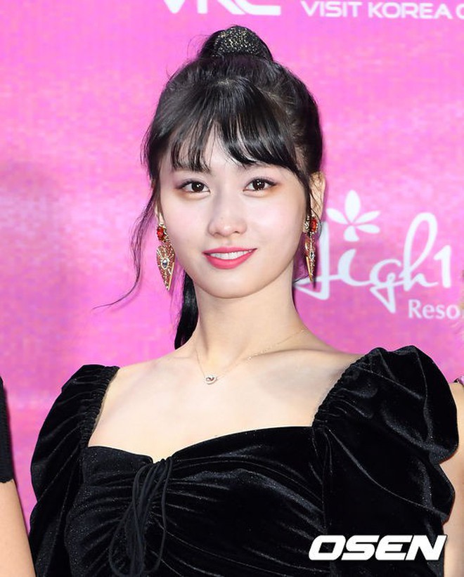 twice-momo-15475471404901784699680.jpg