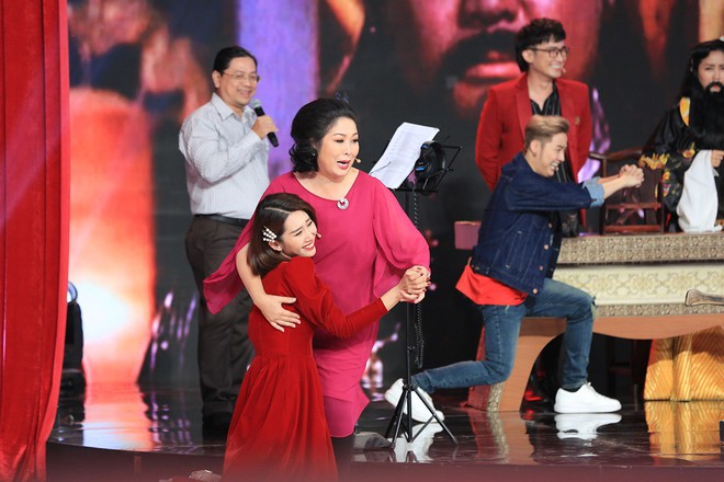 Gạo nếp gạo tẻ c&oacute; th&ecirc;m c&aacute;i kết ngoại truyện đầy th&uacute; vị trong gameshow - Ảnh 3.