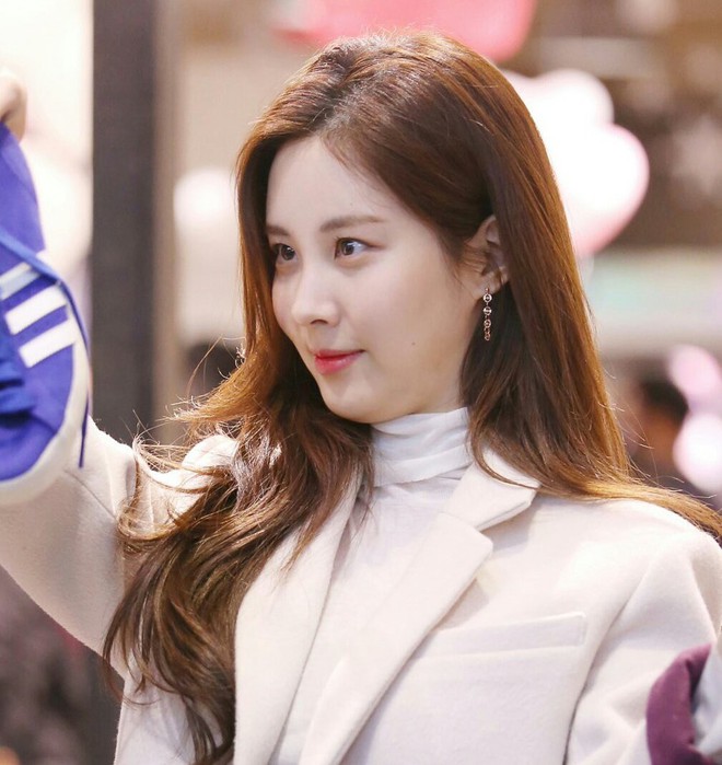 Dự sự kiện từ thiện, em út SNSD khiến fan cảm thán: Hóa ra Seohyun vẫn xinh đẹp như thế này sao? - Ảnh 10.