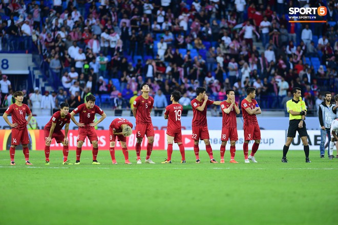 4 đội giành vé vớt vượt qua vòng bảng Asian Cup nhưng chỉ đội tuyển Việt Nam tạo nên kỳ tích này - Ảnh 2.