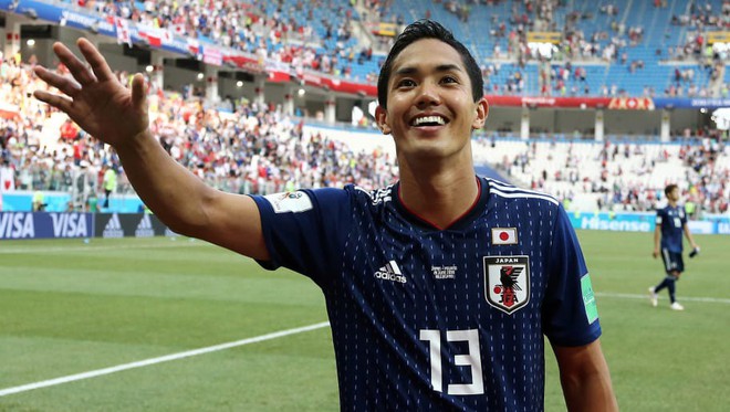 Nhật Bản mất tiền đạo Ngoại hạng Anh giá 12 triệu USD ở trận gặp Việt Nam - Ảnh 2.