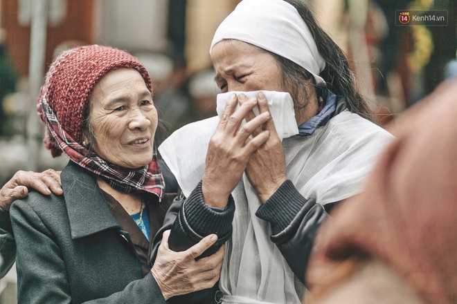 Tang thương bao trùm làng quê nơi 8 người tử vong dưới bánh xe tải, nhiều nhà chỉ cách nhau vài chục mét - Ảnh 6.