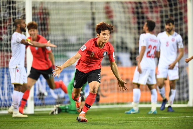 Hàn Quốc 2-1 Bahrain: Nghẹt thở đánh bại Bahrain, Son Heung-min cùng các đồng đội lọt vào tứ kết Asian Cup 2019 - Ảnh 3.