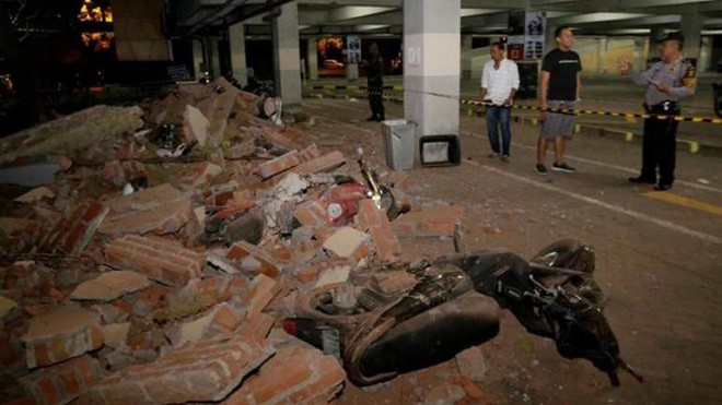 Động đất 6 độ richter rung chuyển Indonesia - Ảnh 1.