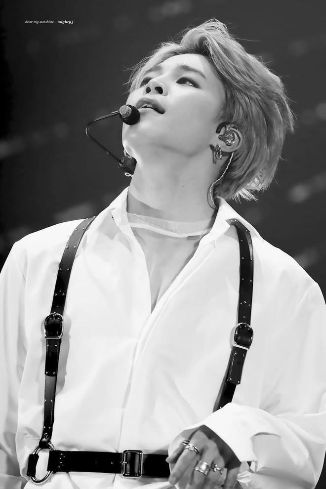 6 idol tuổi Hợi sở hữu thần th&aacute;i xuất sắc nhất tr&ecirc;n s&acirc;n khấu! - Ảnh 19.