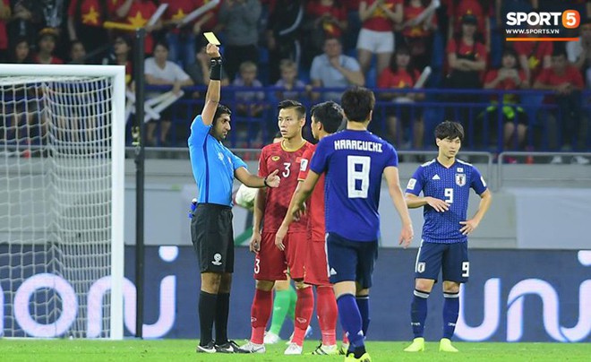 Tuyển Việt Nam được cứu nhờ VAR nhưng cũng gặp họa v&igrave; VAR - Ảnh 3.
