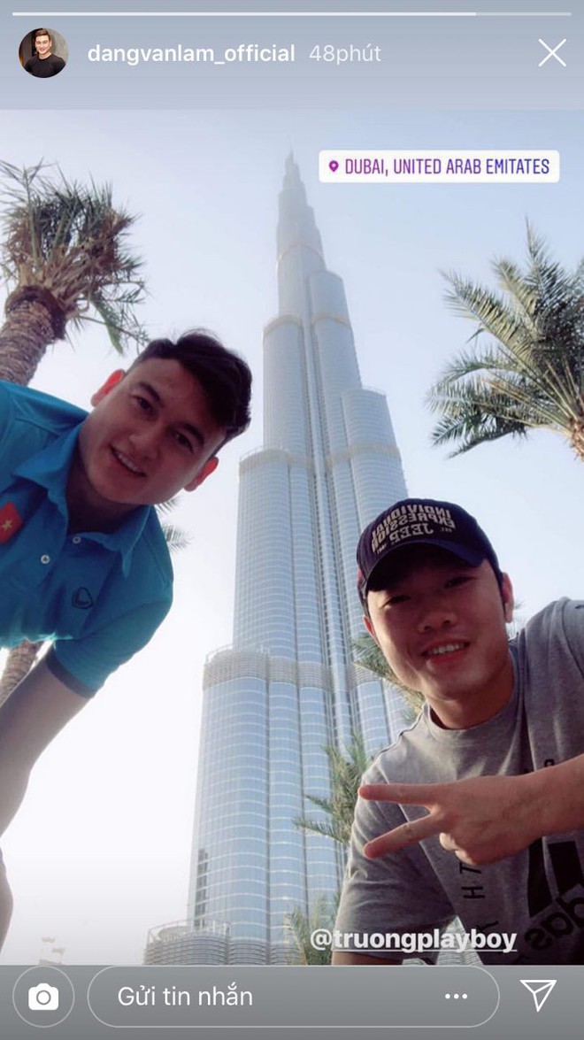 Văn L&acirc;m v&agrave; Xu&acirc;n Trường h&agrave;o hứng đi nghỉ &ldquo;xả hơi&rdquo; trong ng&agrave;y cuối ở Dubai, trước giờ trở về qu&ecirc; nh&agrave; sau Asian Cup 2019 - Ảnh 1.