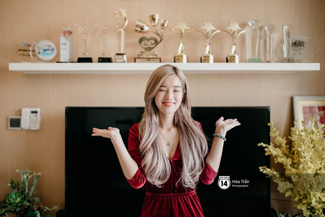 G&otilde; cửa x&ocirc;ng đất nh&agrave; Ho&agrave;ng Yến Chibi đầu năm Kỷ Hợi: Nghe kể chuyện v&agrave; ăn bữa cơm đủ đầy vị Tết! - Ảnh 6.