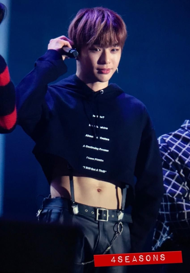 Chẳng phải croptop khoe múi, món quà này của Kang Daniel (Wanna One) mới khiến fan không thể rời mắt - Ảnh 3.