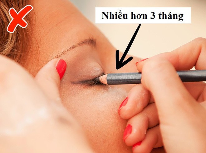 Cứ duy trì những thói quen xấu này chỉ khiến lông mi của bạn nhanh gãy rụng - Ảnh 4.