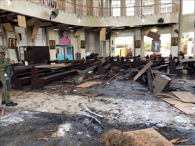 Hai phần tử IS kích hoạt đai bom liều chết tại nhà thờ Philippines  - Ảnh 1.