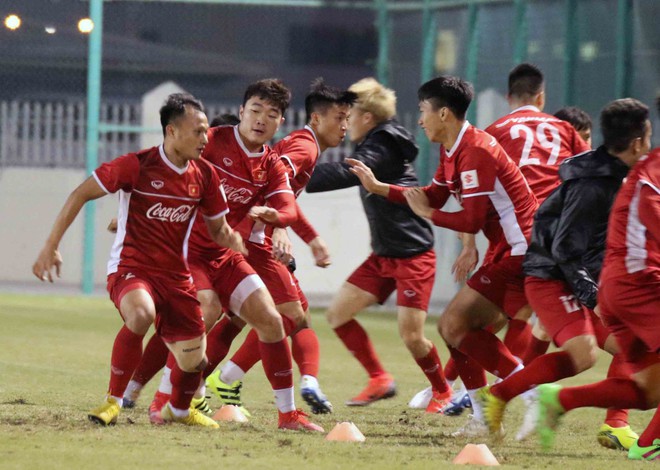 Trọng Hoàng bình phục chấn thương, cơ hội cho tiền đạo trẻ của HAGL dần khép lại tại Asian Cup 2019  - Ảnh 1.