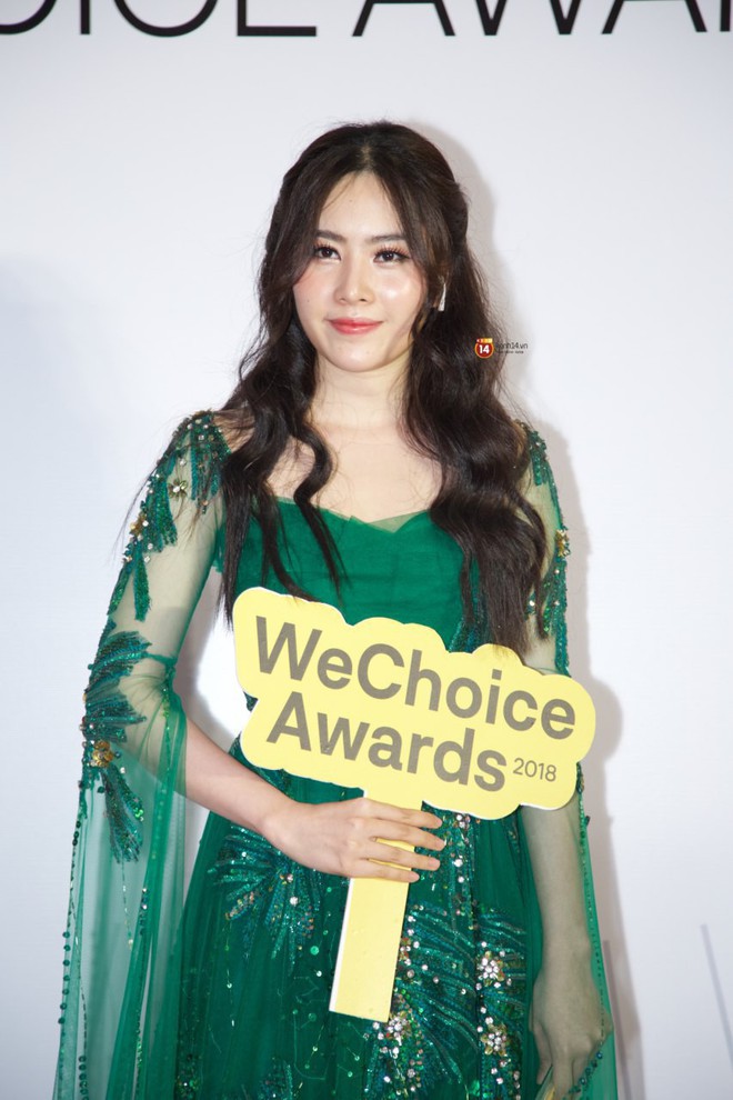 Quyết phục thù với gam màu này tại WeChoice Awards, Nam Em nhận cái kết bất ngờ - Ảnh 4.