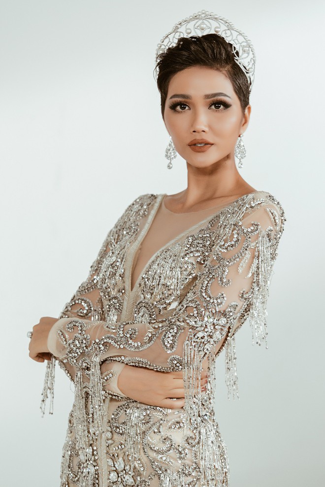 N&iacute;n thở trước d&agrave;n Hoa hậu, &Aacute; hậu đ&igrave;nh đ&aacute;m nhất nh&igrave; Vbiz sẽ c&ugrave;ng đổ bộ Gala Wechoice Awards 2018 tối nay - Ảnh 1.