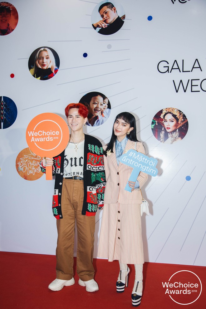 Dự WeChoice Awards 2018, Châu Bùi diện lại set đồ y chang Bảo Anh nhưng chất hơn hẳn nhờ kiểu tóc siêu cool - Ảnh 3.