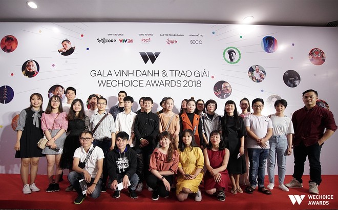 Nhà của thời thanh xuân và chuyến xe Thanh Xuân hơn 30 người đến với Gala WeChoice Awards 2018 - Ảnh 4.