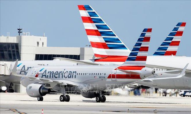 Thiết bị thuốc lá điện tử bốc cháy trên máy bay American Airlines - Ảnh 1.