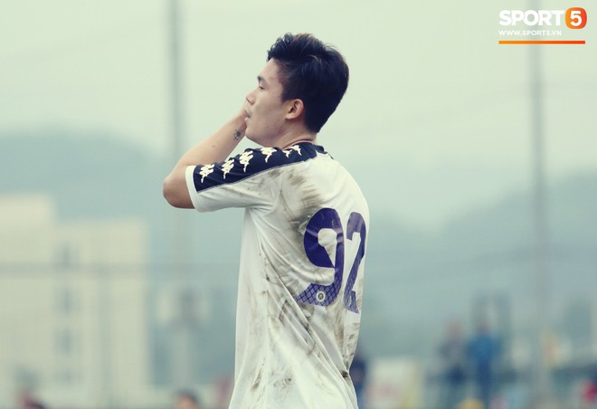 Ấn tượng với tân binh Hàn Quốc đẹp trai như soái ca của Hà Nội FC - Ảnh 7.