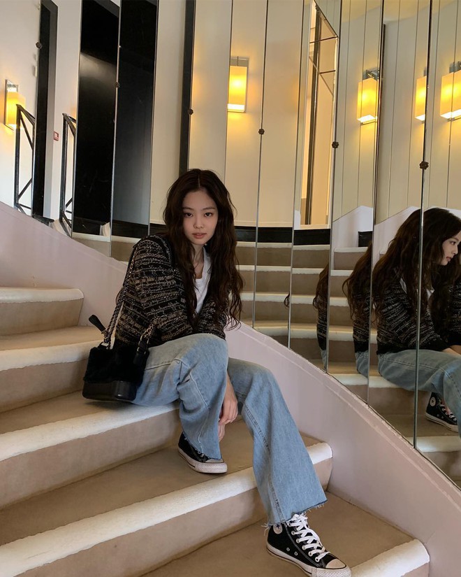 Tiết lộ thú vị về cây Chanel sống Jennie Kim: là đại sứ của Chanel nhưng không phải lúc nào cũng diện đồ chùa - Ảnh 3.