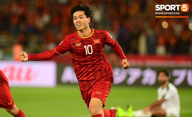 Thủng lưới ở phút cuối cùng, đội tuyển Việt Nam nhận thất bại cay đắng trong trận ra quân tại Asian Cup 2019 - Ảnh 1.