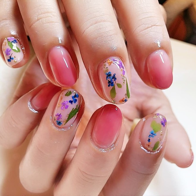 Loạt móng tay nghệ thuật kiểu Hàm Hương khiến cả trai thẳng cũng muốn đi làm nail - Ảnh 10.