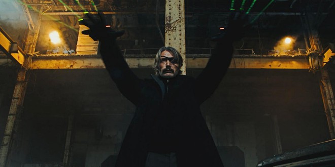 Gã phản diện của vũ trụ Marvel hóa thành John Wick phiên bản cực mát lạnh trong trailer Polar - Ảnh 2.