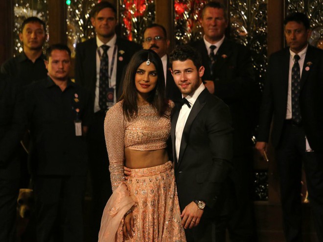 Đằng sau đám cưới thế kỷ của Ấn Độ năm 2018: Xuất thân hoàn hảo của cô dâu trong gia đình giàu nhất châu Á - Ảnh 25.