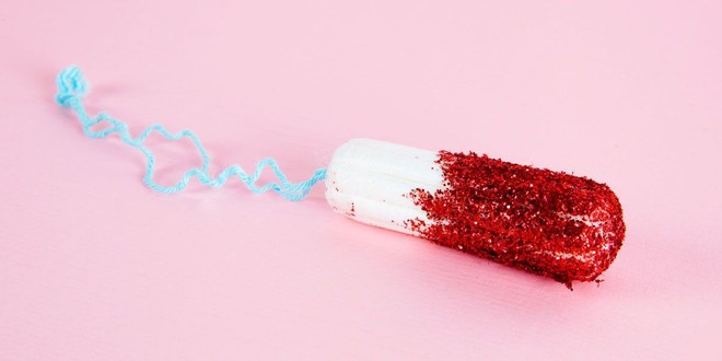 Lại có một trường hợp sốc độc tố vì dùng tampon khiến cô gái người Mỹ bị nhiễm trùng huyết nghiêm trọng - Ảnh 2.