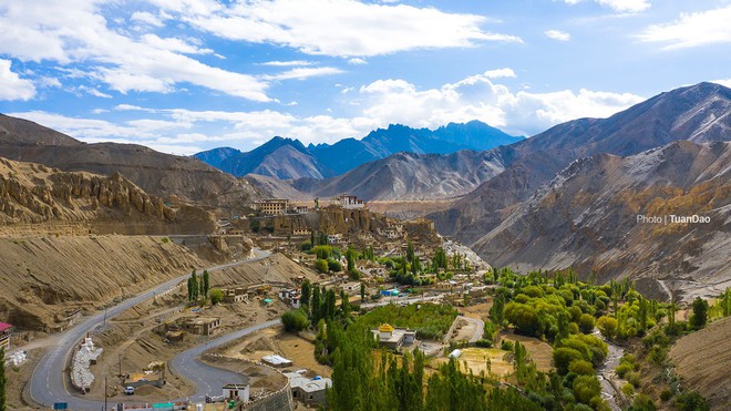 Đã mắt với bộ ảnh du lịch Ladakh - “Tiểu Tây Tạng” của Ấn Độ, nơi không dành cho những kẻ yếu tim và sợ độ cao - Ảnh 12.
