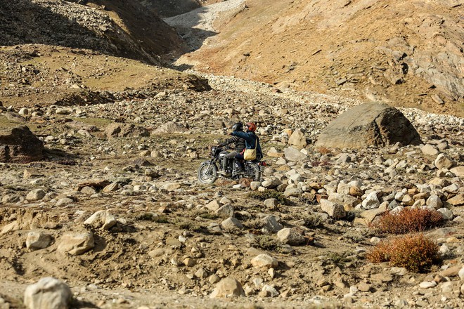 Đã mắt với bộ ảnh du lịch Ladakh - “Tiểu Tây Tạng” của Ấn Độ, nơi không dành cho những kẻ yếu tim và sợ độ cao - Ảnh 11.