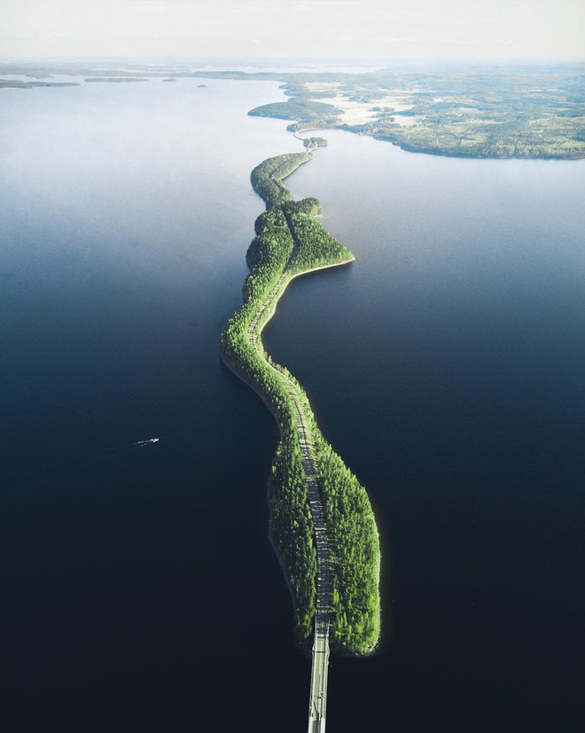 Con đường “không biết là thực hay là mơ” ở Phần Lan đang khiến cả thế giới lùng sục, lý do nằm ở loạt ảnh chụp bằng flycam này - Ảnh 3.