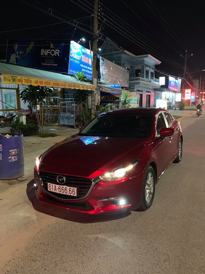 Chủ nh&acirc;n chiếc Mazda 3 BKS 61A- 666.66 đ&atilde; b&aacute;n xe với gi&aacute; 2 tỉ đồng sau khi chở người y&ecirc;u mấy v&ograve;ng - Ảnh 2.