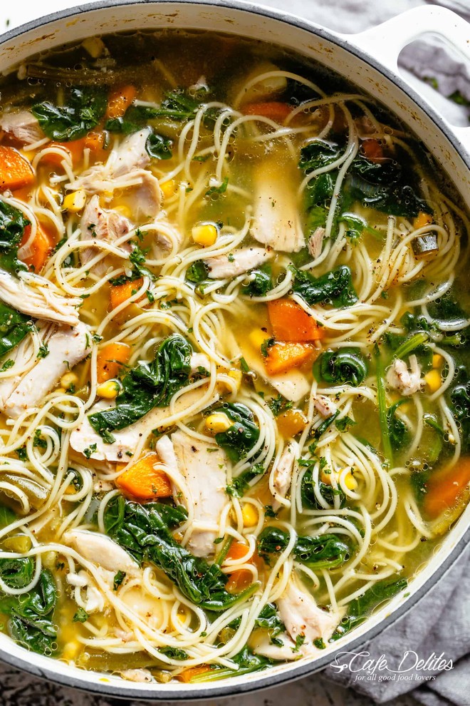 Thử đoán xem trong các phiên bản dưới đây, đâu mới đúng chuẩn là Chicken Noodle Soup của J-hope (BTS) - Ảnh 3.