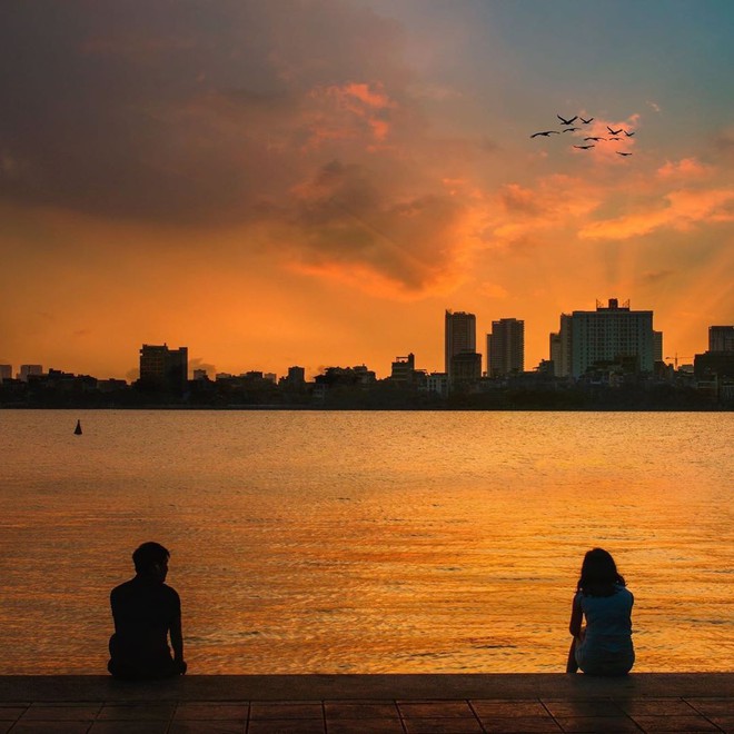 Ở Hà Nội bao năm mà chưa có hình check-in hoàng hôn ngược nắng đẹp như mơ ở hồ Tây thì thật uổng phí! - Ảnh 13.