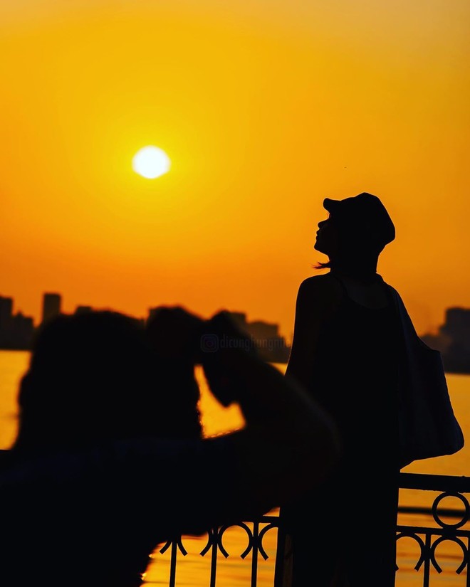 Ở Hà Nội bao năm mà chưa có hình check-in hoàng hôn ngược nắng đẹp như mơ ở hồ Tây thì thật uổng phí! - Ảnh 16.