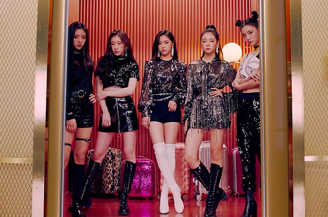 TWICE là nhóm nữ đỉnh nhất Kpop 2019 theo Gaon, đàn em ITZY mới debut cũng kịp chiếm một vị trí trong top 5, BLACKPINK đang ở đâu? - Ảnh 12.