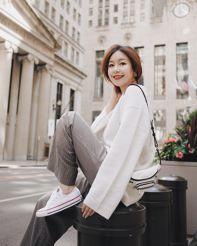Gi&agrave;y d&eacute;p cũng c&oacute; thể biến set đồ tầm thường th&agrave;nh sang chảnh ng&uacute;t ng&agrave;n, kh&ocirc;ng tin th&igrave; bạn h&atilde;y thử 4 kiểu gi&agrave;y sau - Ảnh 12.