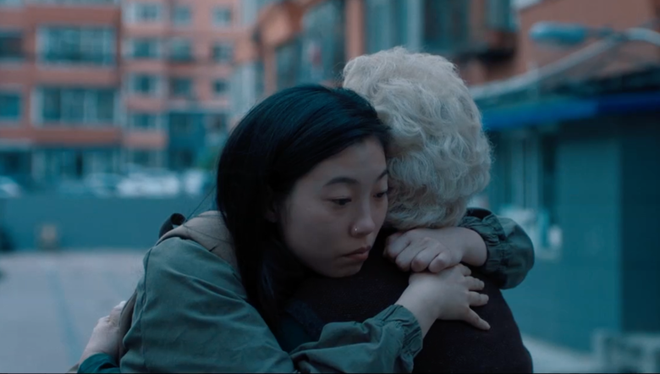 Review The Farewell: Lời nói dối chân thành nhất thế gian khiến ai nấy xem xong đều muốn chạy ngay về nhà - Ảnh 6.